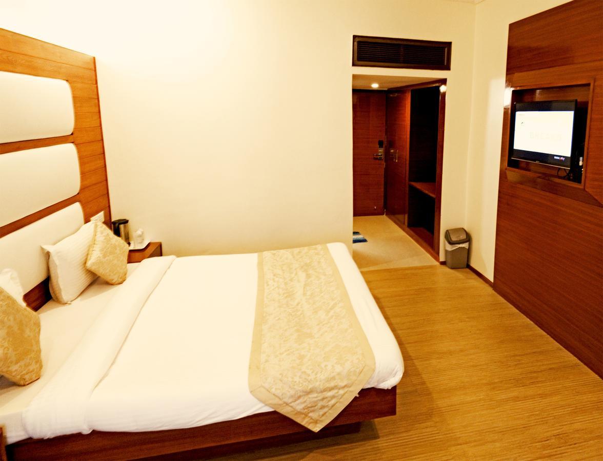 Royal Jardin Whistling Pines Resort Shimla Dış mekan fotoğraf